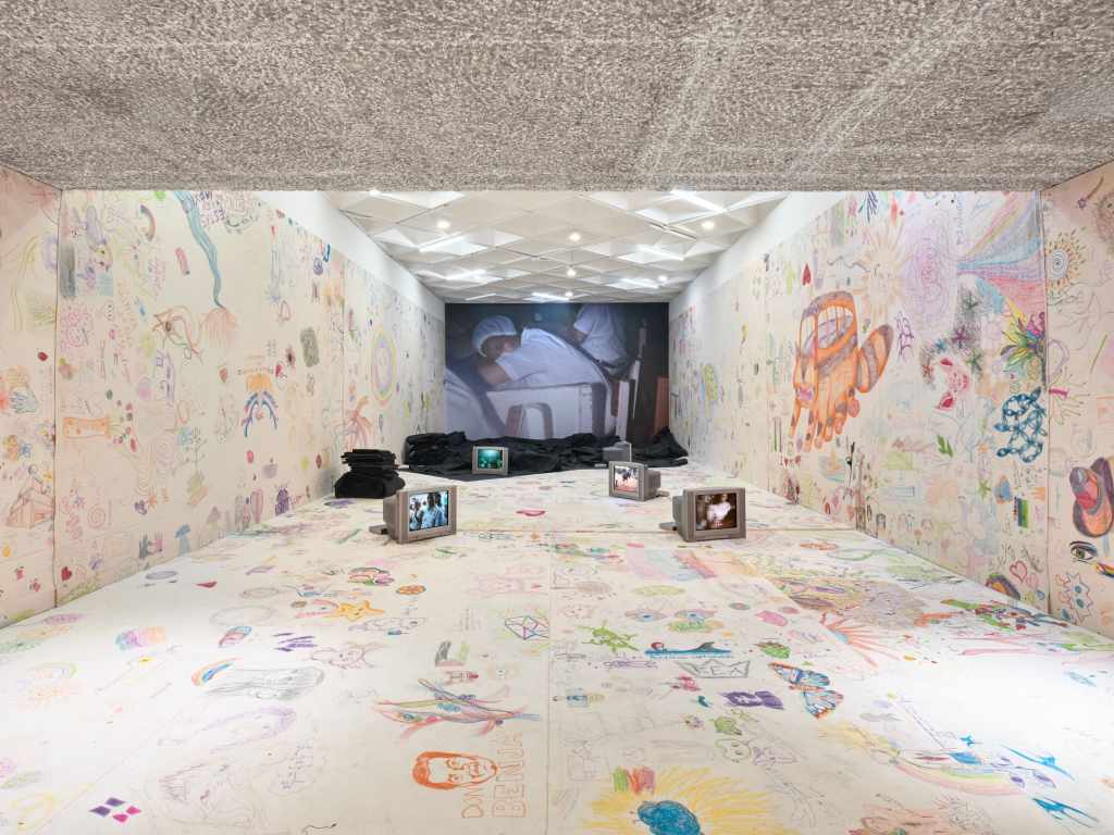 Óscar Murillo: Arte, memoria y comunidad en el Museo Tamayo